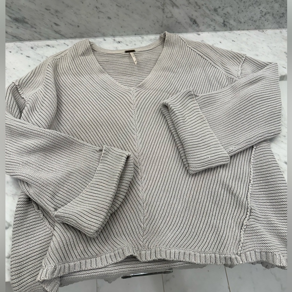Free People Gray Sweater XS